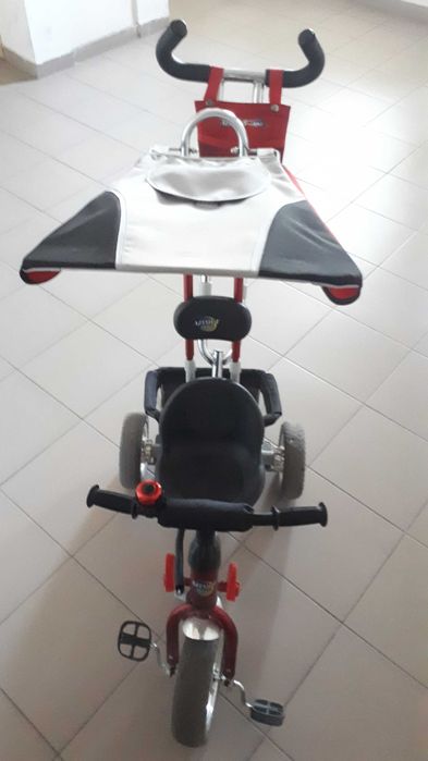 Трехколесный детский велосипед Azimut Lexus Trike красный с ручкой