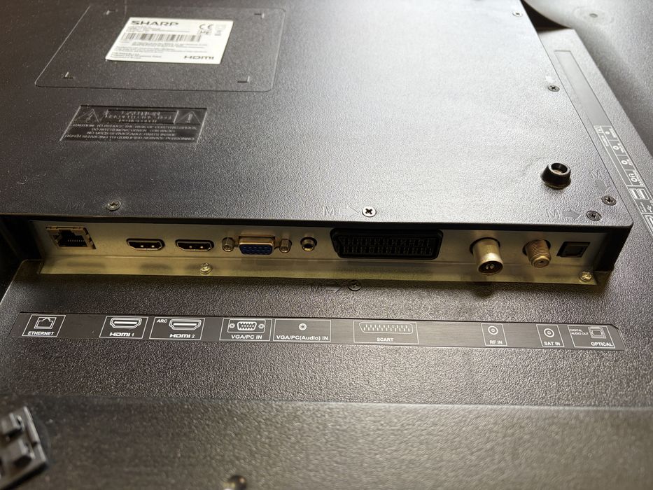 Telewizor Sharp LC-43CFG6002E smartTV