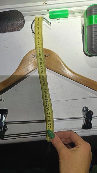 Продам деревянный тремпель (плечики), с прищепкой