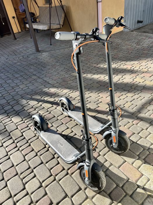 Електросамокат Segway Ninebot F30E