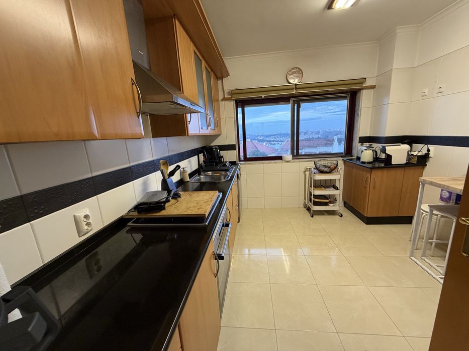 Apartamento T2 - urbanizacao casal da mira - Amadora