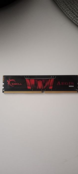 RAM G-skill 1X16GB 2400Mhz
