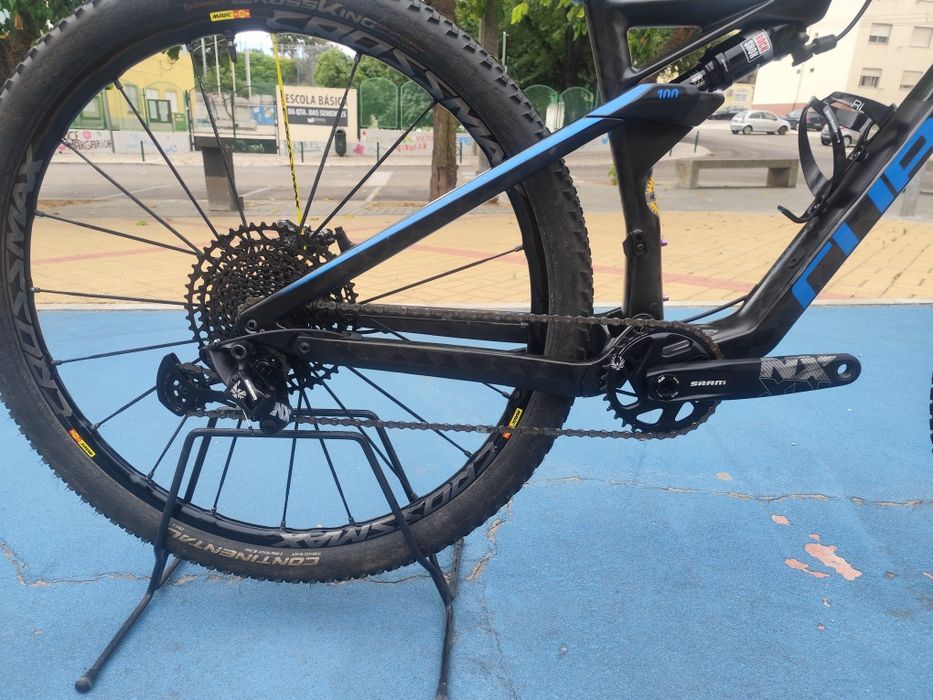 Cube AMS 100 C:68 Race 29 M como nova