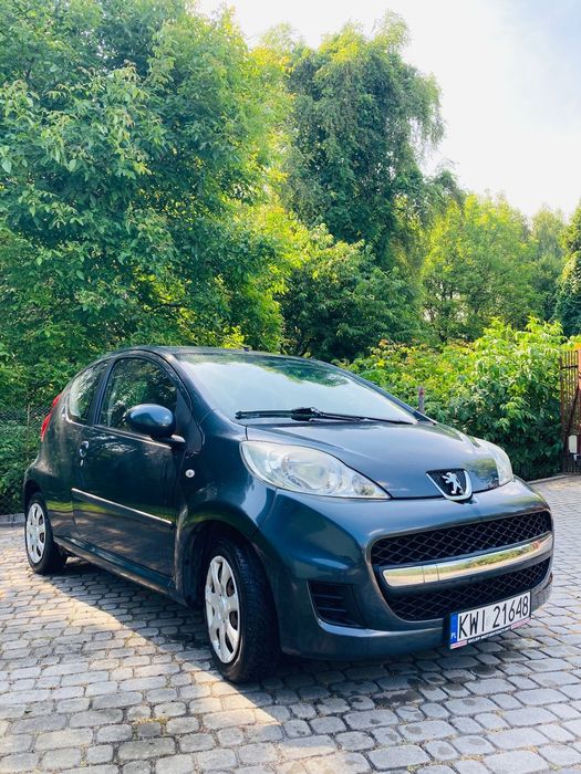 Peugeot 107 Peugeot 107 Urban Move 1.0 (998 cm³) • 2010 • 1 właściciel