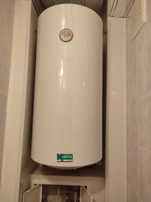 Продам Бойлер б/у 100 литров на запчасти.