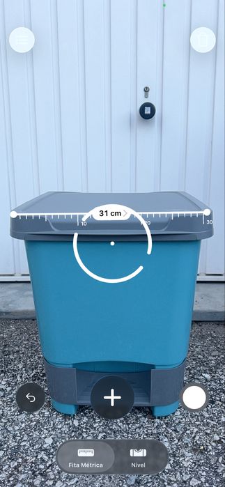 Conjunto 2 caixotes do lixo