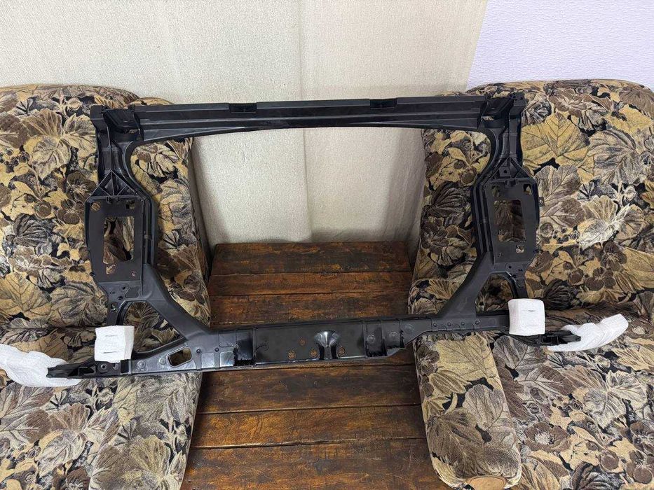 Панель передня телевизор/телевізор/Панель/радиаторов/всі моделі АВТО