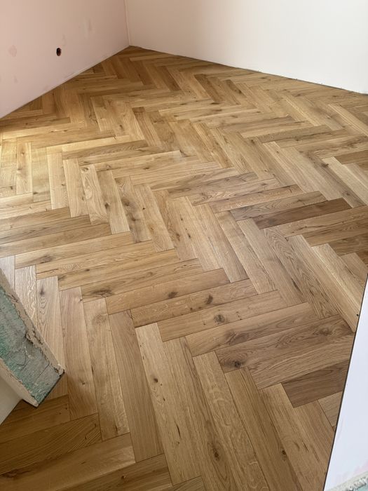Podłoga Drewniana Jodełka Dąb Rustic, 4faza, 15x90x600mm, Olejowosk UV