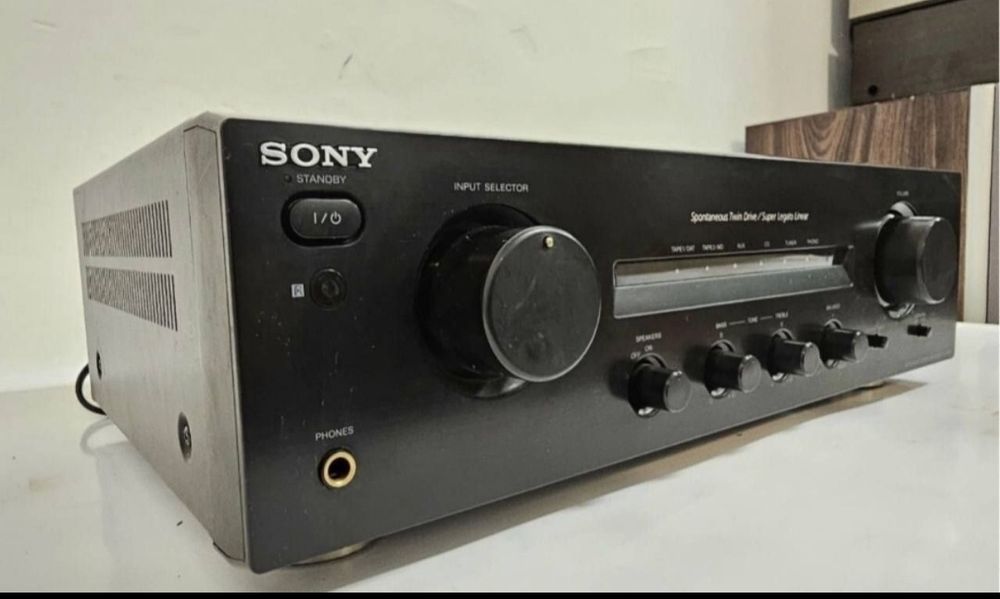 Wzmacniacz Sony TA-FE 370. 2*70W