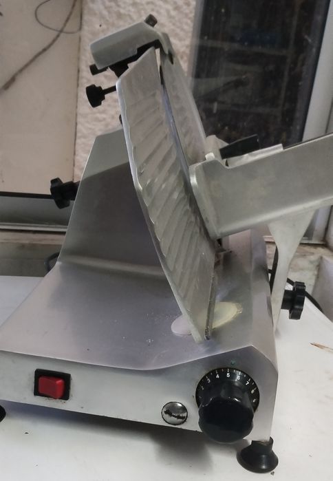 Máquina de cortar fiambre