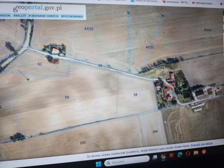 Działka rolno - budowlana 4400 m2. Uzbrojona z warunkami zabudowy