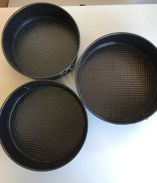 Conjunto de 3 formas para bolos NOVAS