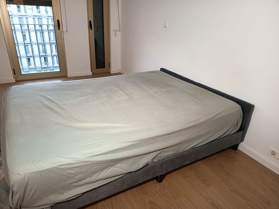 Estrutura de cama de casal + estrado