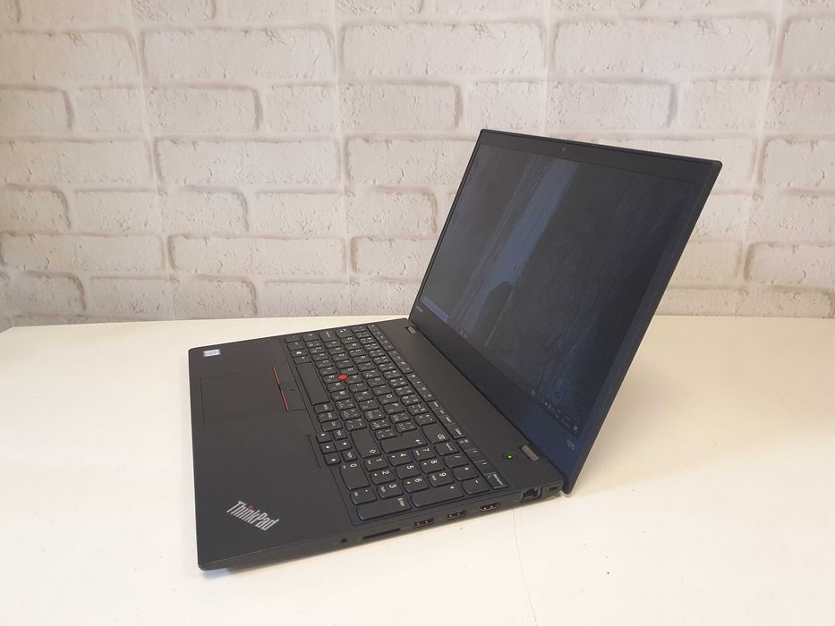 Ноутбук премиум для работы Днепр ОПТ ∎ Розница ∎ Lenovo ThinkPad T570 ∎ i5-7300U ∎ 8GB ∎ 256GB ∎ IPS ∎ Гарантия