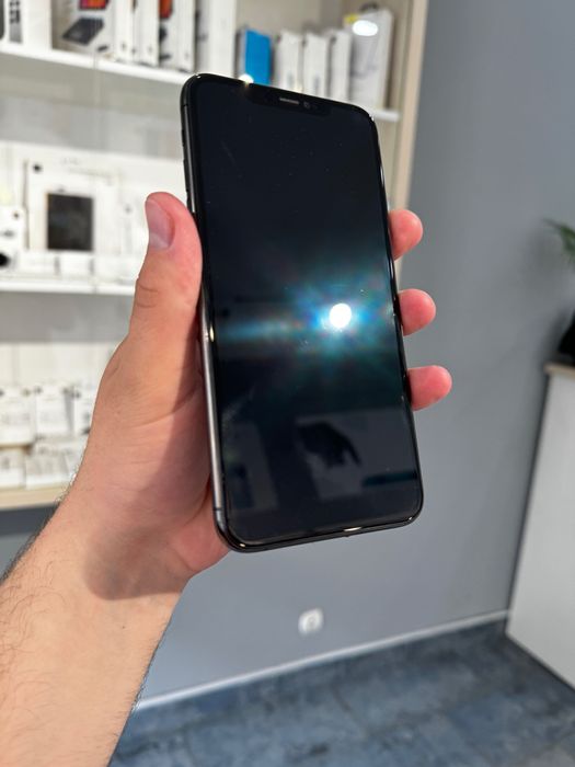 Used iPhone 11 Pro Max 512Gb