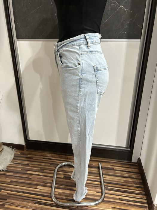 Spodnie damskie jeansowe dzinsowe rozmiar M stan bdb