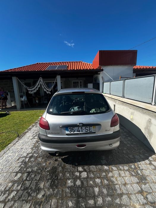 Peugeot 206 ano 2001