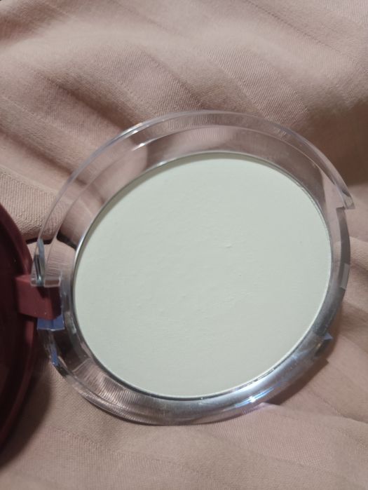 That blur puder bell