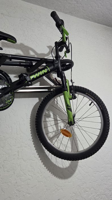 Bicicleta criança BTWIN em excelente estado