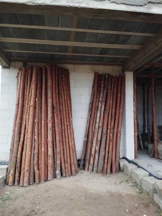 Stemple budowlane drewniane 3,2 m 200 szt.