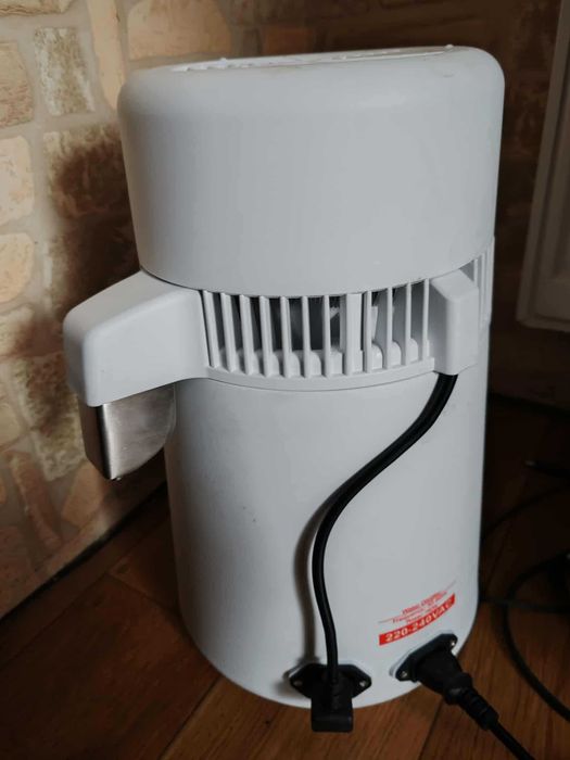 Lafomed destylarka wody LF-Z500 Biała