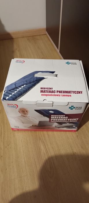 Materac przeciwodleżynowy rurowy. Na gwarancji.