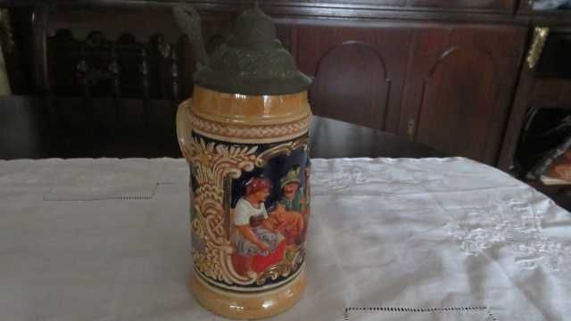 Caneca com tampa para decoração ou bebida