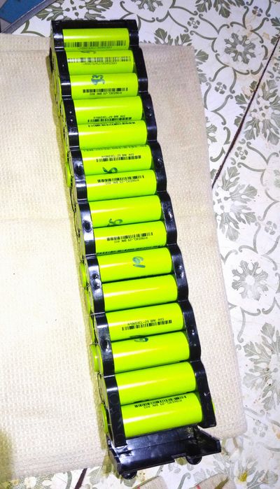 Bateria litio - 10S/3P - 9Amh. Nova.