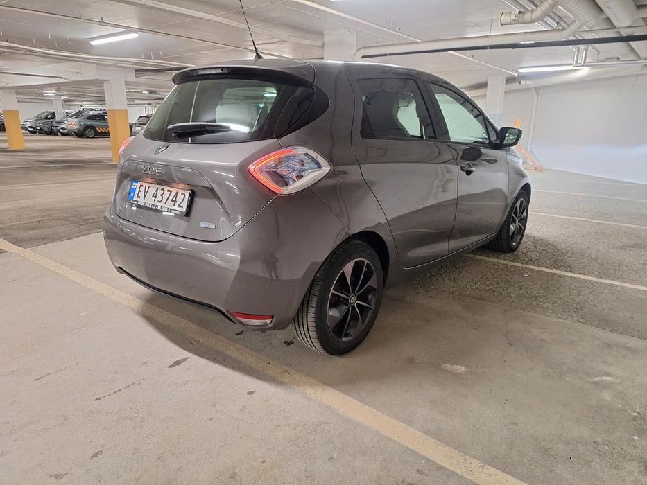Renault Zoe 2018 року з батареєю 41кВт з Європи