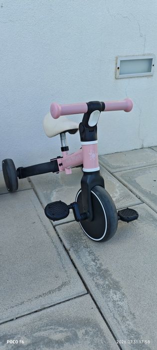Triciclo de criança