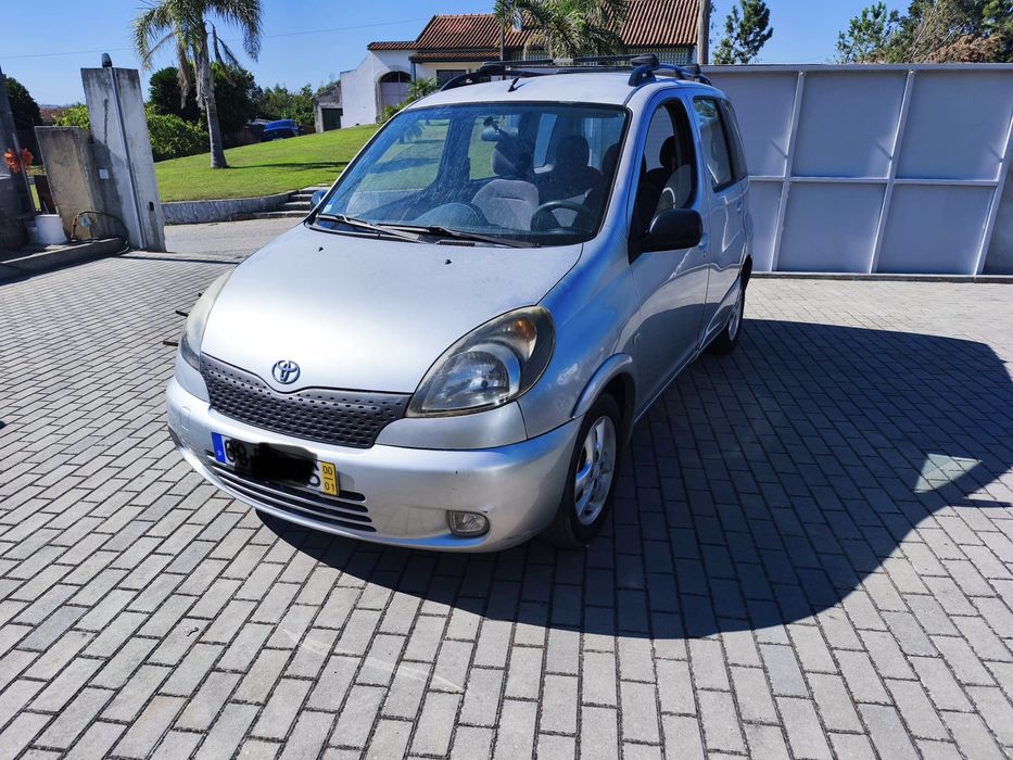 Toyota yaris versos