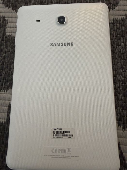 TABLET Samsung SM-T561 , biały sprawny