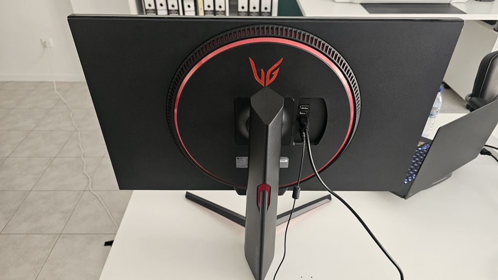 Monitor lg qhd 2k ultra gear  32gn650 -b 144 hz