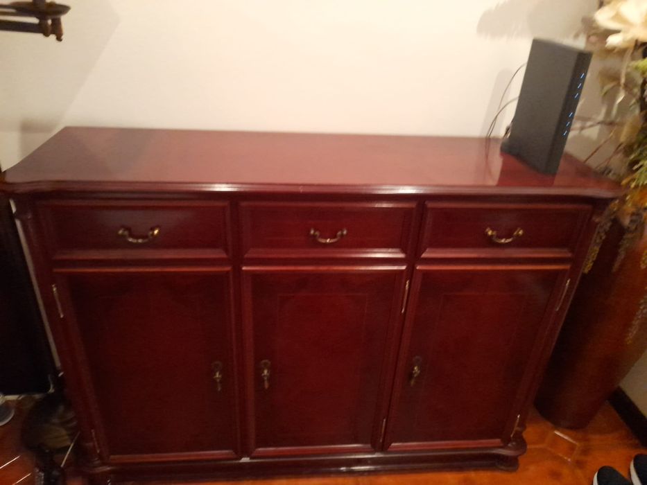 Vendo Sapateira em óptimo estado