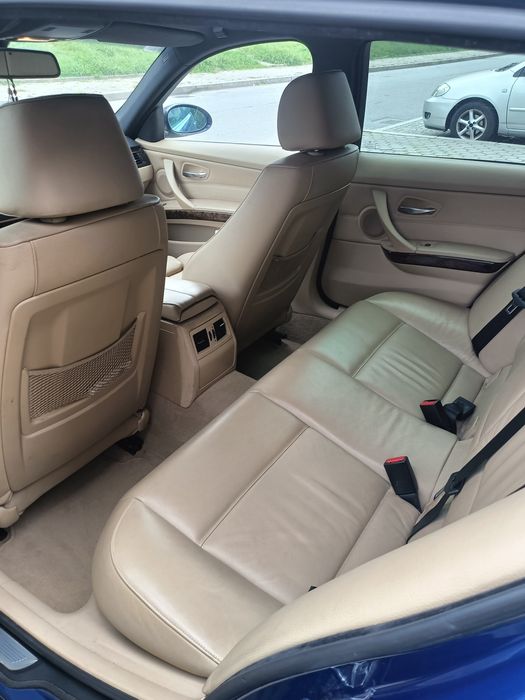 BMW 320d Touring E91 LCI 177cv | Manual | Pele | Jantes 18" | 226.245 km
