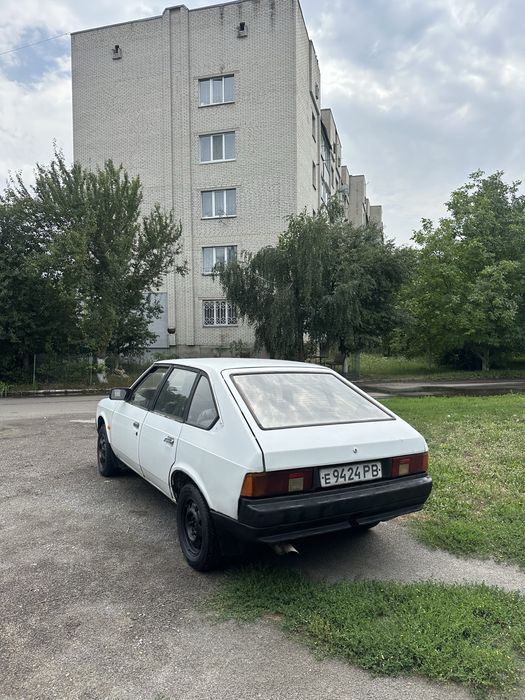 АЗЛК 2141 Москвич 1992 рік 1.5 бензин