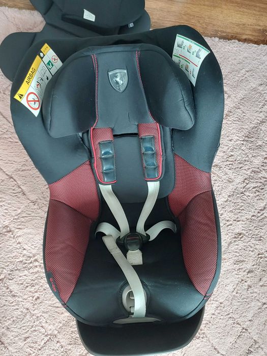 Fotelik obrotowy cybex ferrari