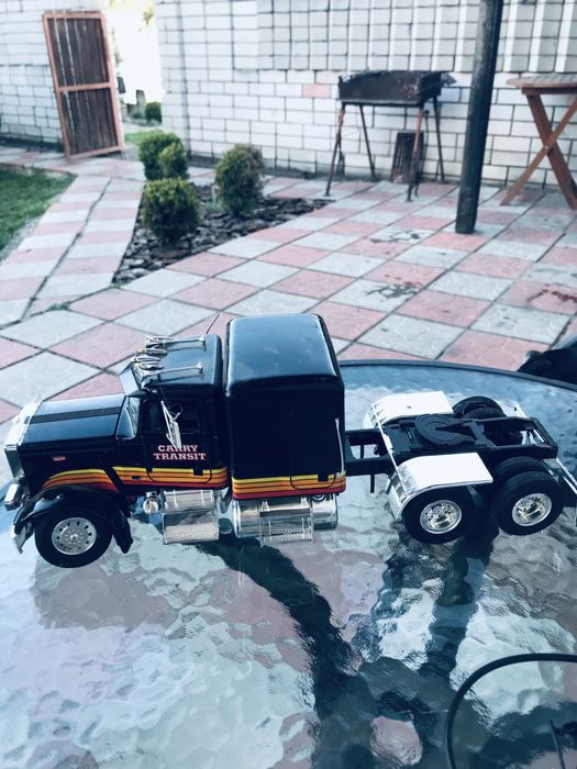 Авто Garry Transit