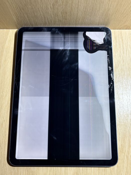 Ipad air 5th(a2588)(опис)