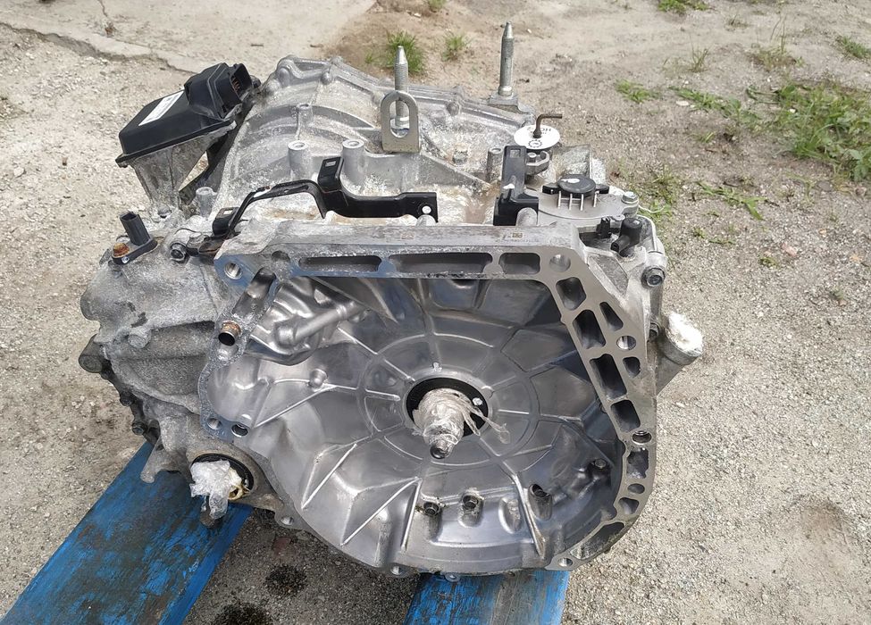 Коробка передач Honda Civic 1.5 2016-2020 
20031-5CK-010