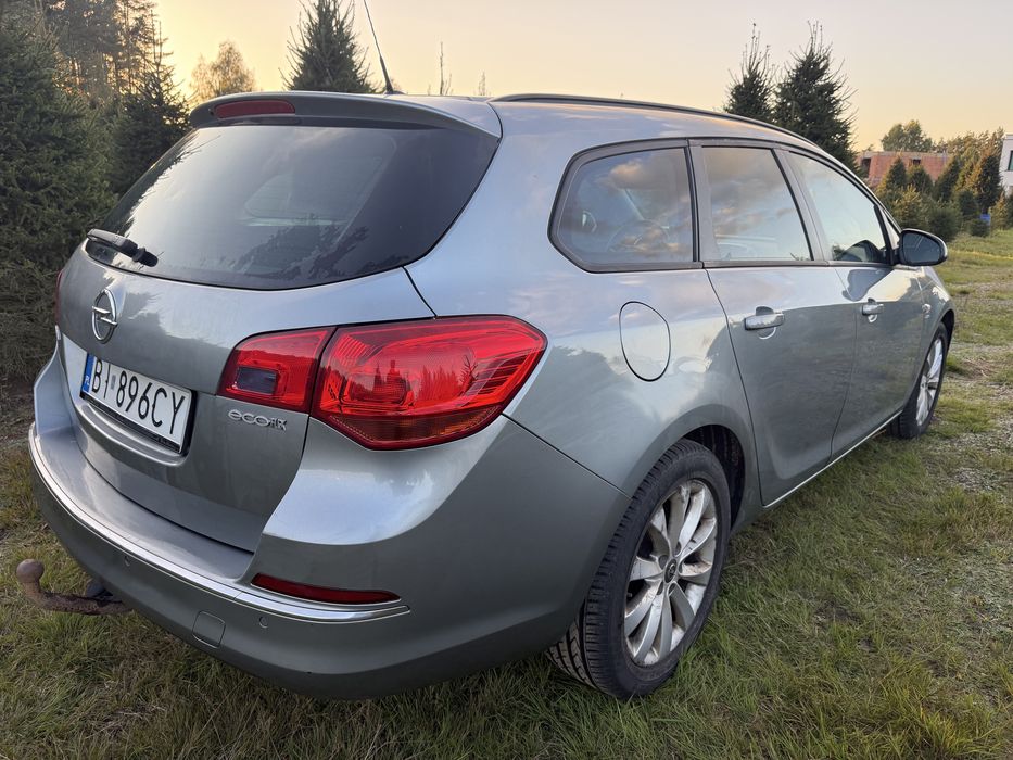Opel astra J kombi