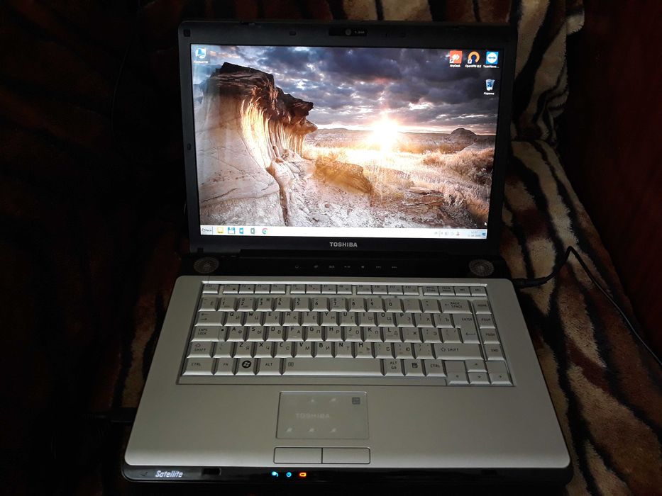 Ноутбук TOSHIBA Satellite A-200-23J