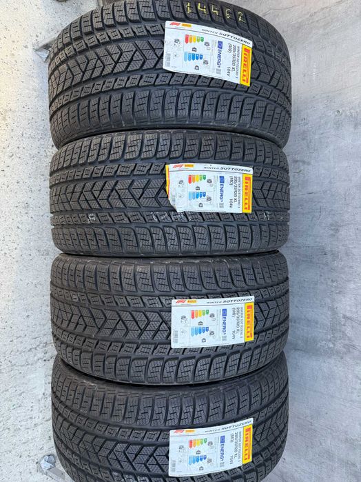 Резина зимова. НОВА 285/35 R20 Pirelli Sottozero 3 MO