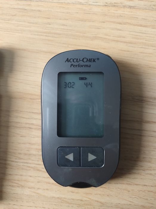 Glukometr Accu-Chek Performa.