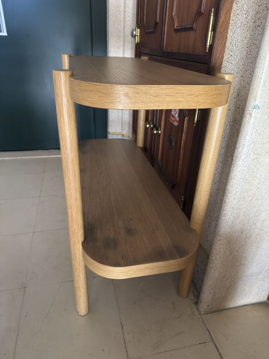 Movel de apoio de sala