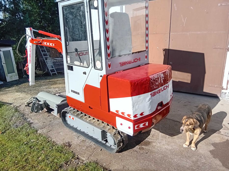 minikoparka KOMATSU PC05
