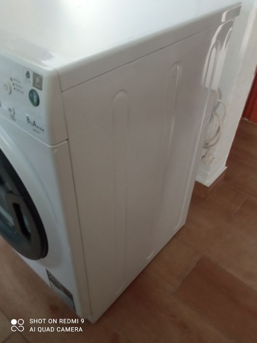 Vendo uma máquina de lavar roupa