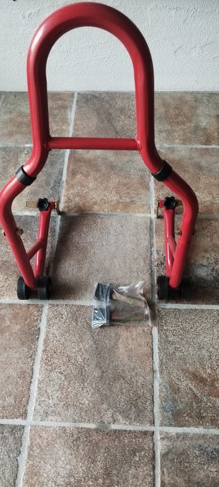Cavalete para moto em excelente estado