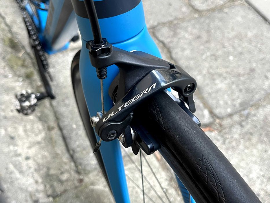 Rower szosowy Fuji SL 2.1 | Ultegra R8000 Di2 | Karbonowe koła | r. 58