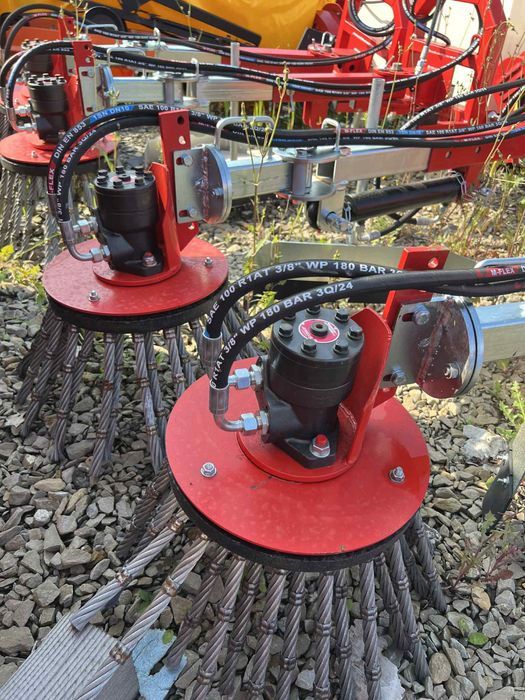 Odchwaszczarka rotacyjna na tuz hydrauliczna nowa transport